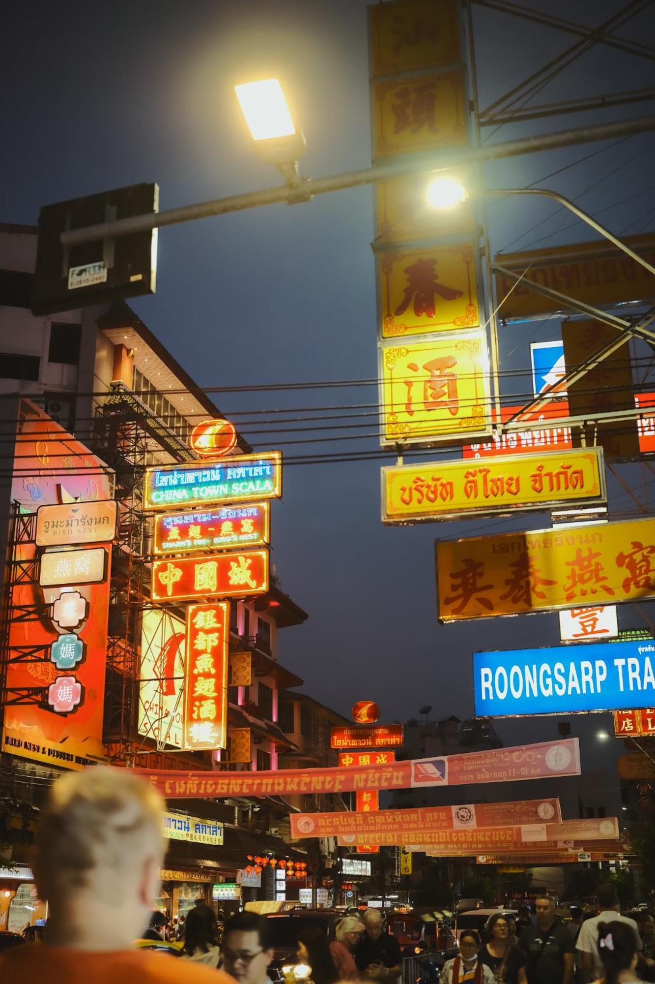Hidden Gems In China Town, 2Br Appartement Bangkok Buitenkant foto